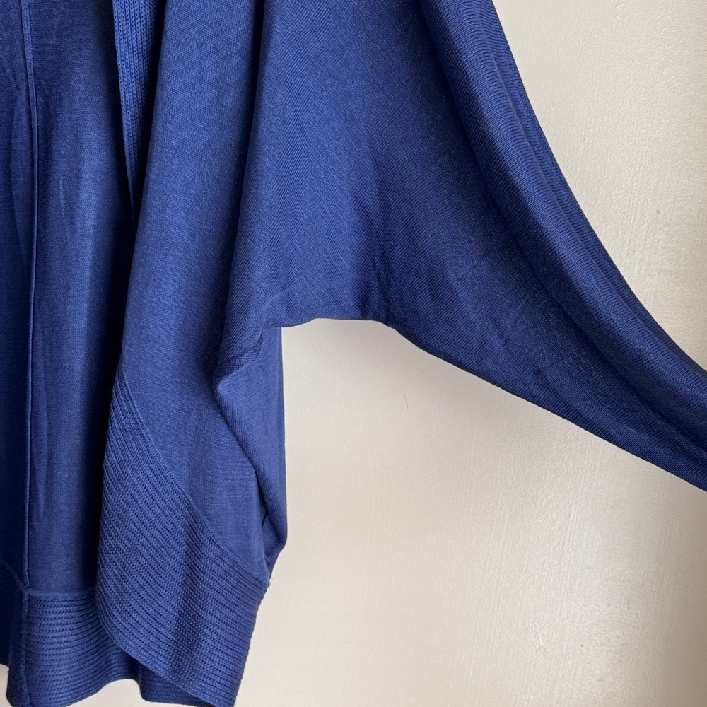 DVF Silk Assets Blue Women's Sweater Large 100% Silk - Picture 5 of 8